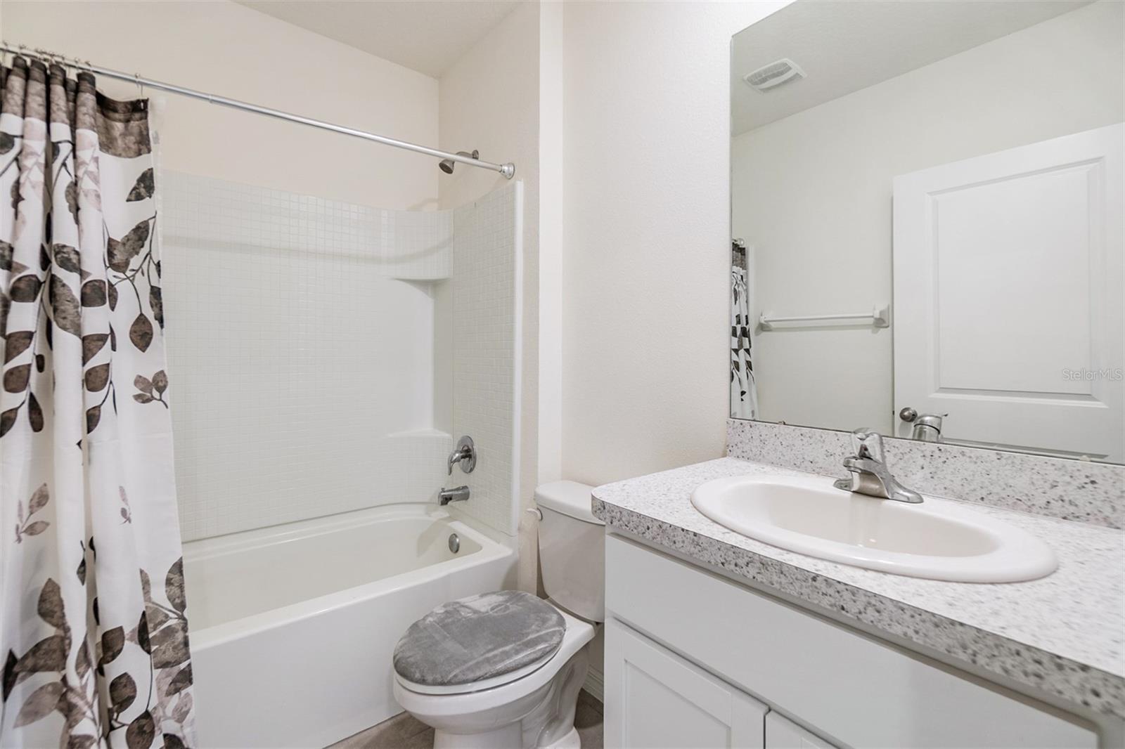 Image 12 of 27 For 33922 Jasper Stone Drive