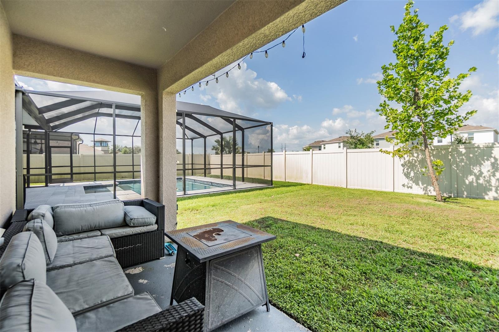 Image 21 of 27 For 33922 Jasper Stone Drive