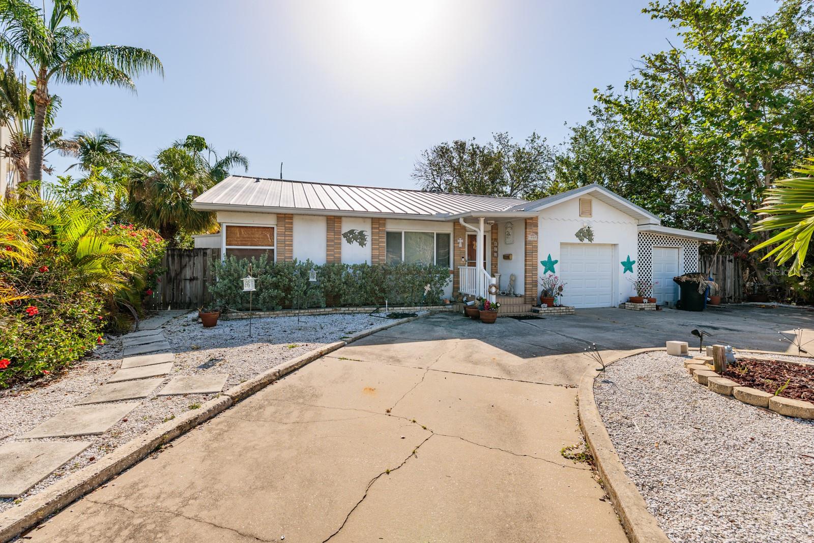Details for 1857 Bayou Grande Boulevard Ne, ST PETERSBURG, FL 33703