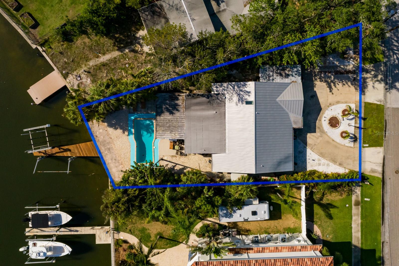 Image 3 of 15 For 1857 Bayou Grande Boulevard Ne