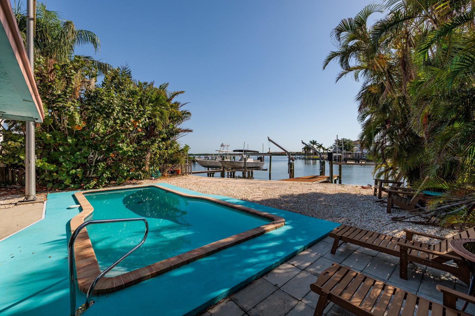 Image 6 of 15 For 1857 Bayou Grande Boulevard Ne