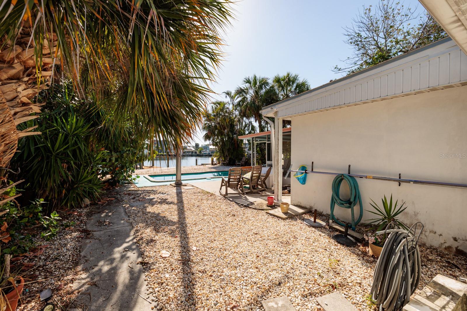 Image 7 of 15 For 1857 Bayou Grande Boulevard Ne