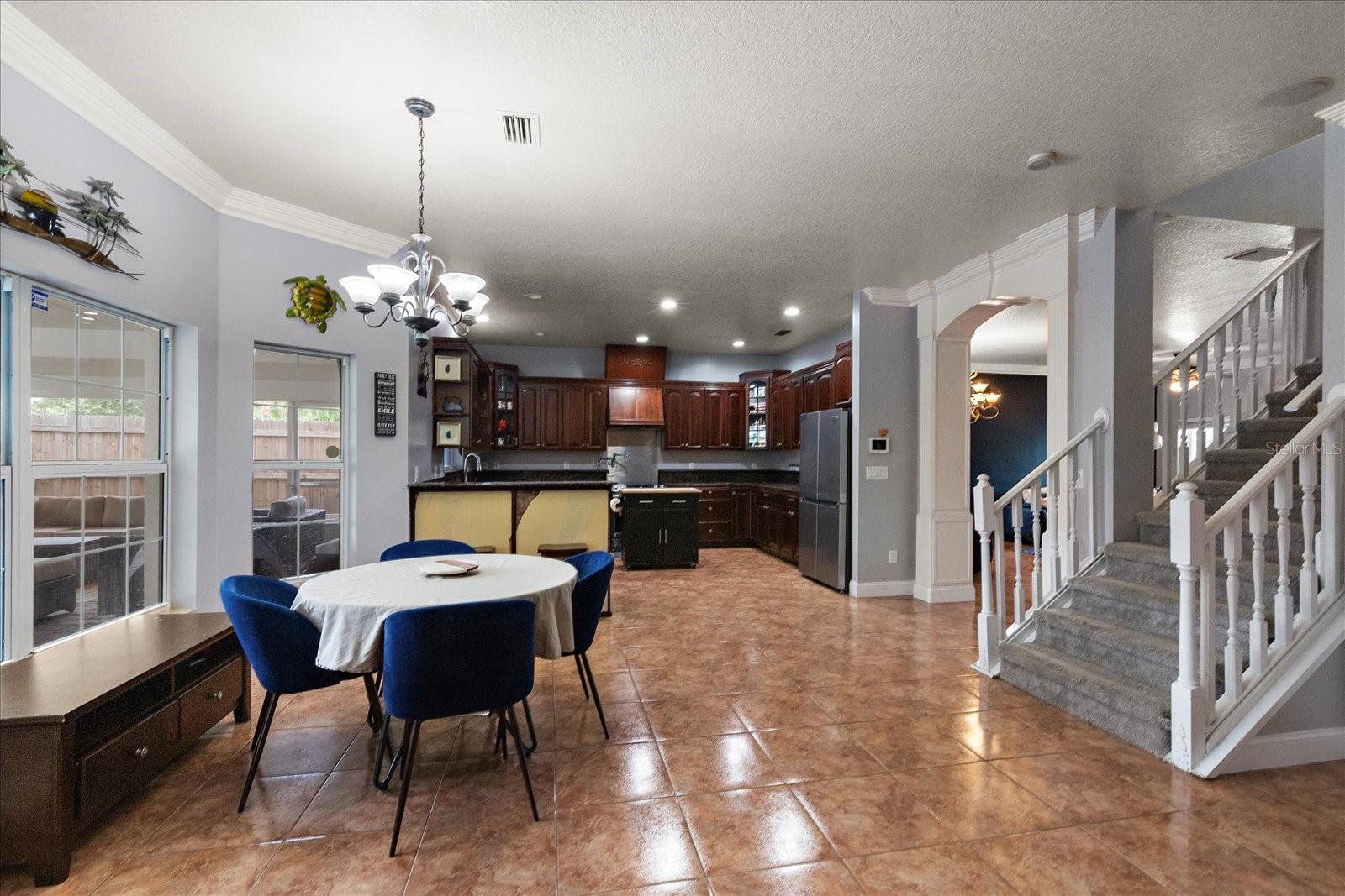 Image 17 of 41 For 13957 80th Avenue