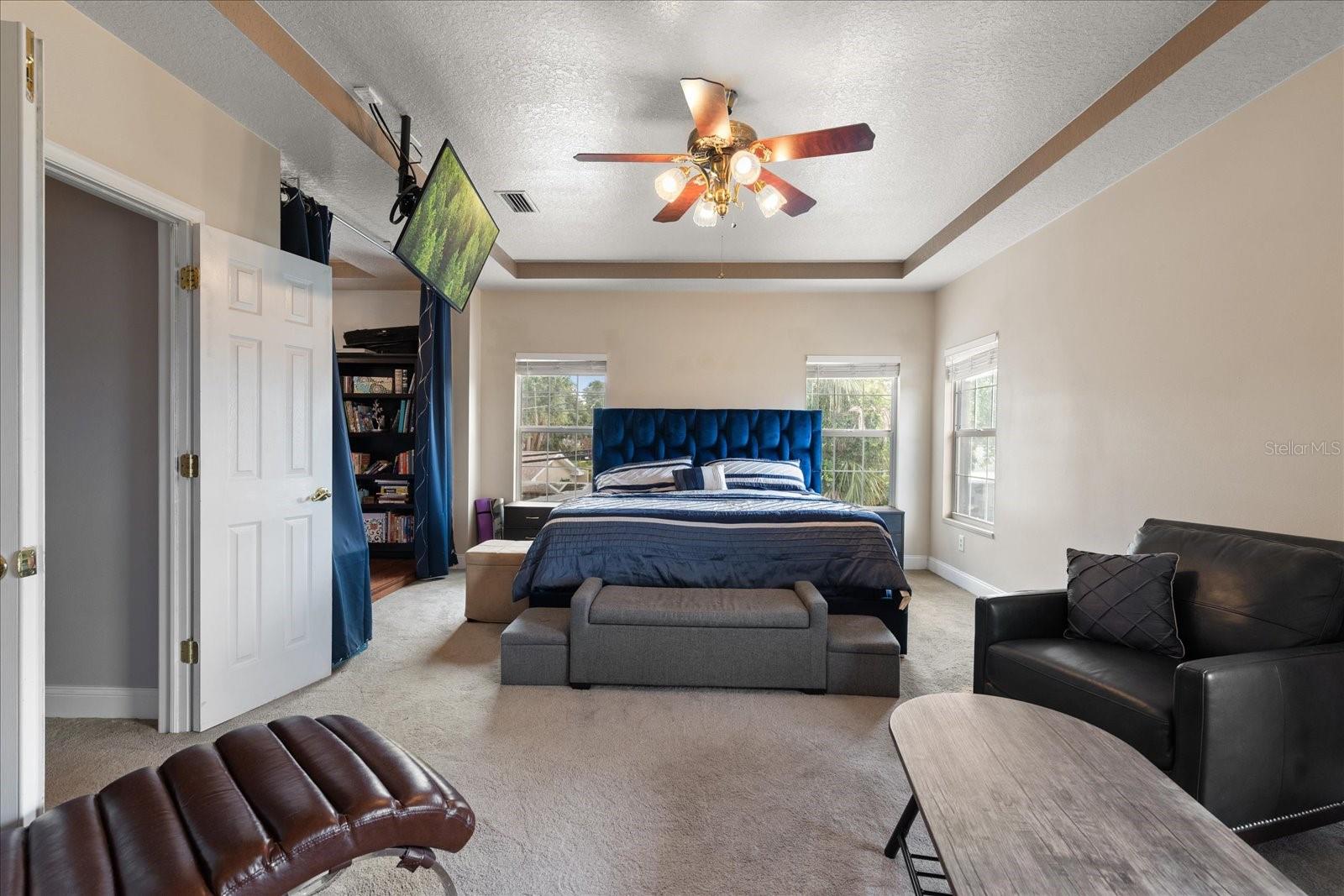 Image 21 of 41 For 13957 80th Avenue