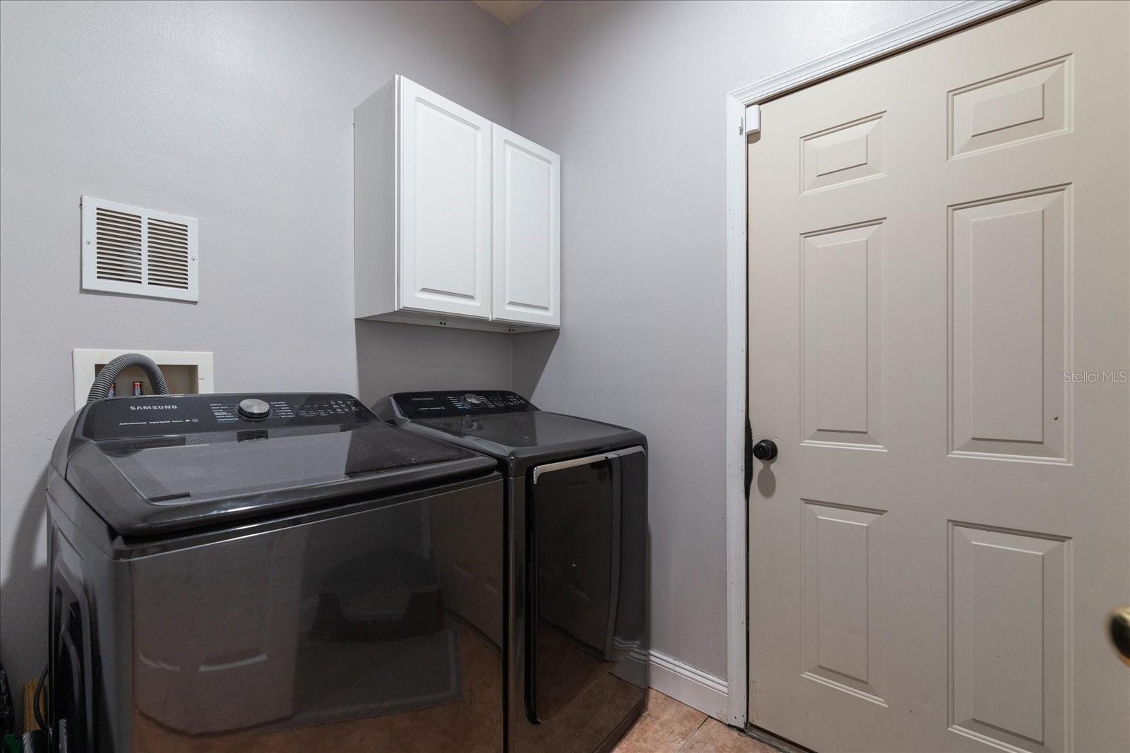 Image 31 of 41 For 13957 80th Avenue