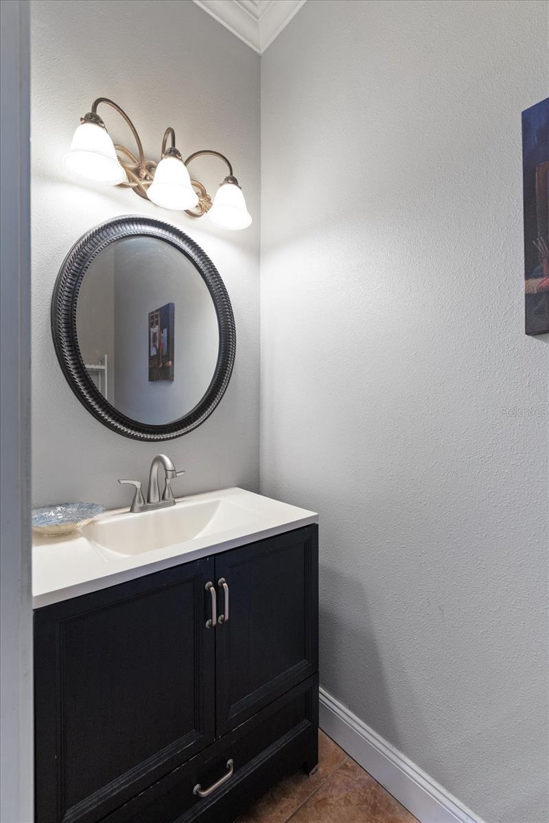 Image 32 of 41 For 13957 80th Avenue