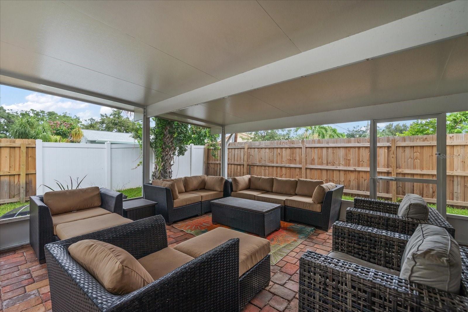 Image 34 of 41 For 13957 80th Avenue