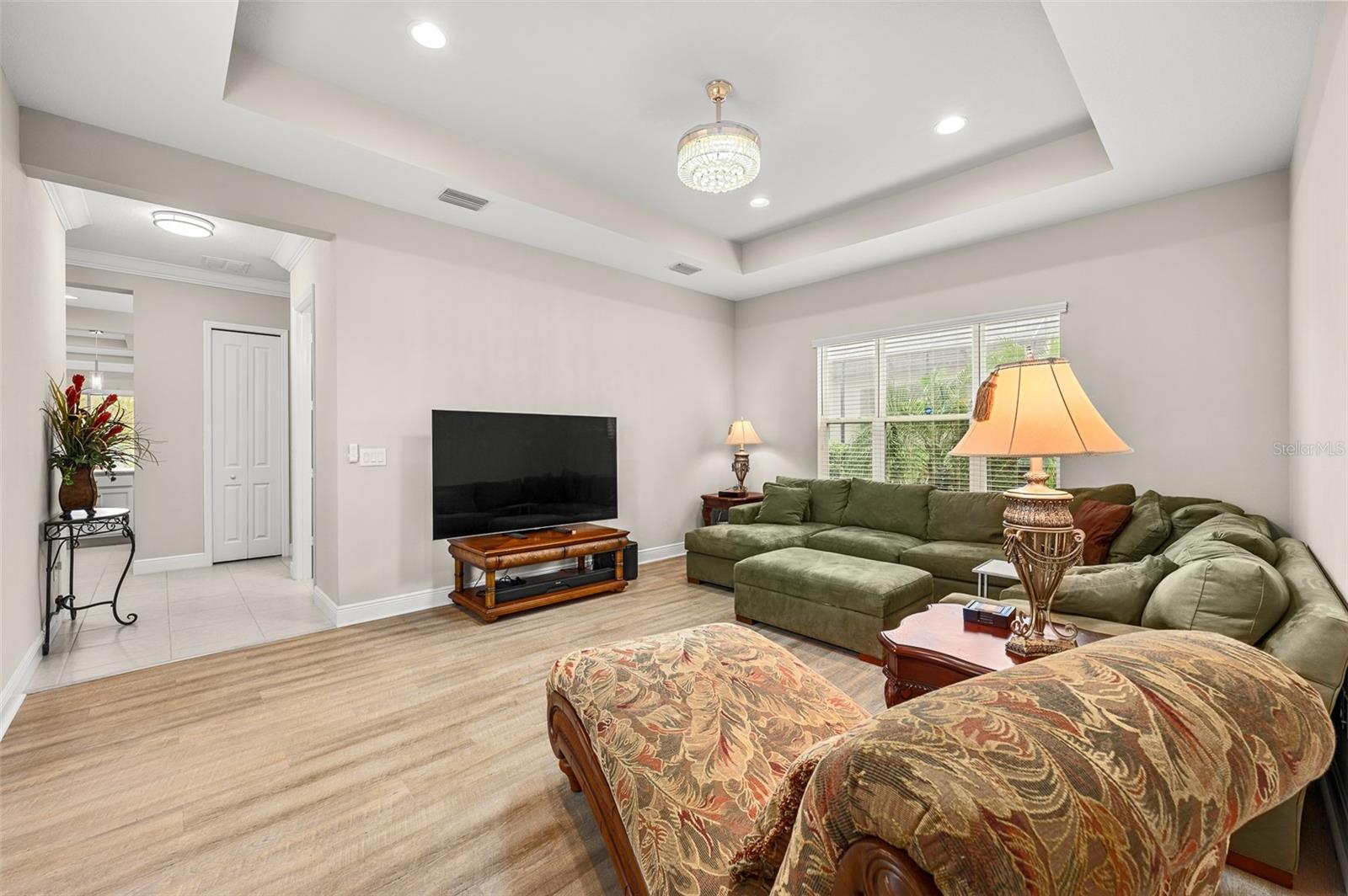 Image 15 of 33 For 30715 Tumbleberry Street