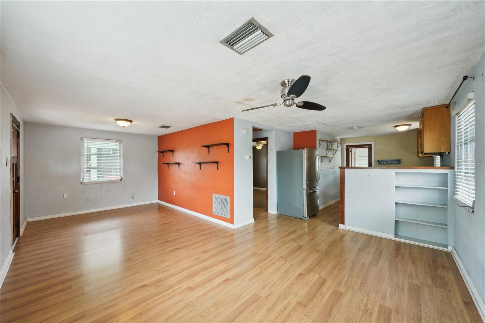 Image 6 of 25 For 7511 Ola Avenue