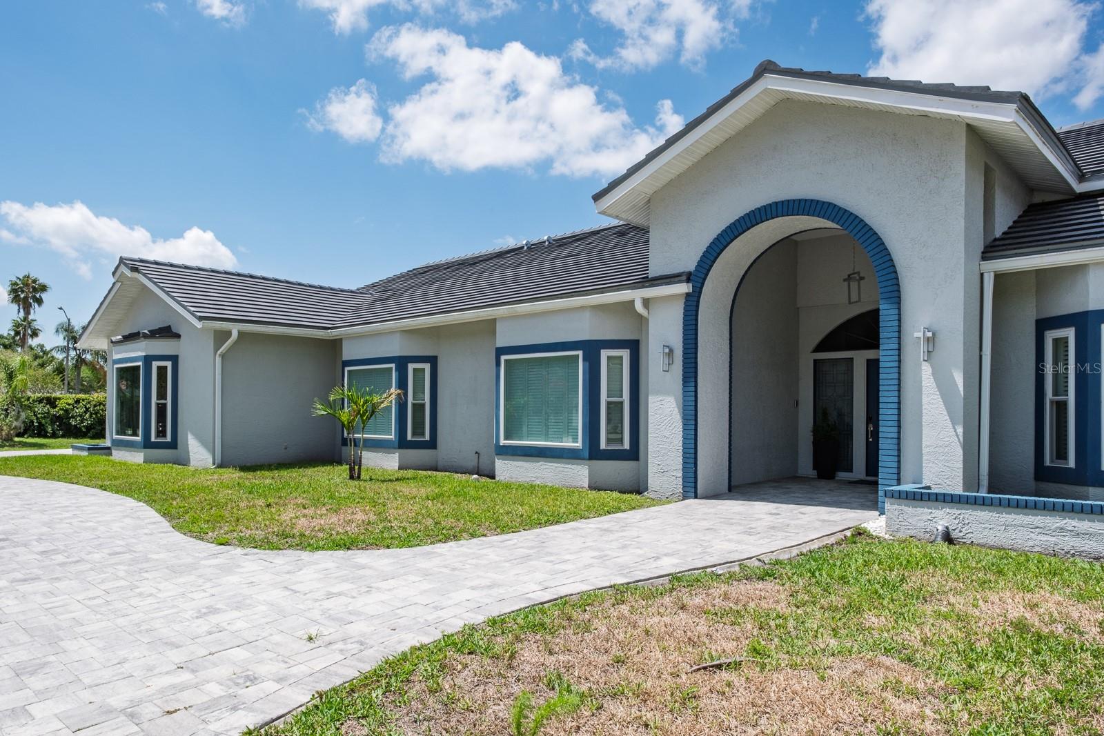 Image 4 of 100 For 4012 Wellington Parkway