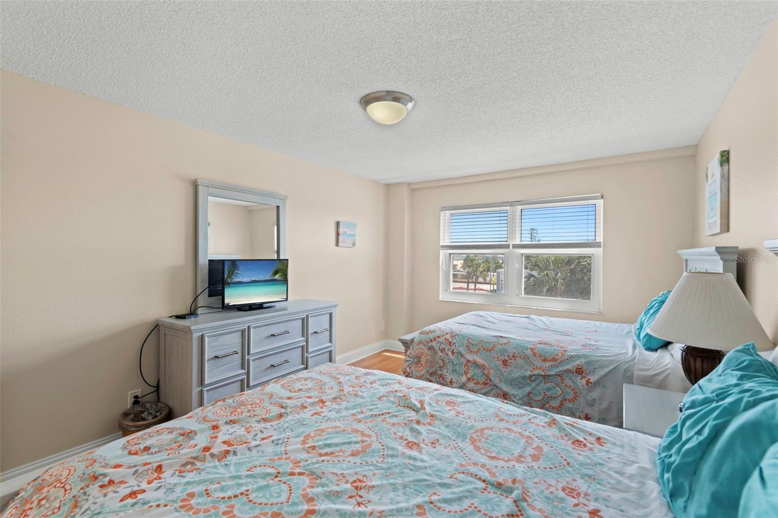 Image 11 of 32 For 13440 Gulf Boulevard 202
