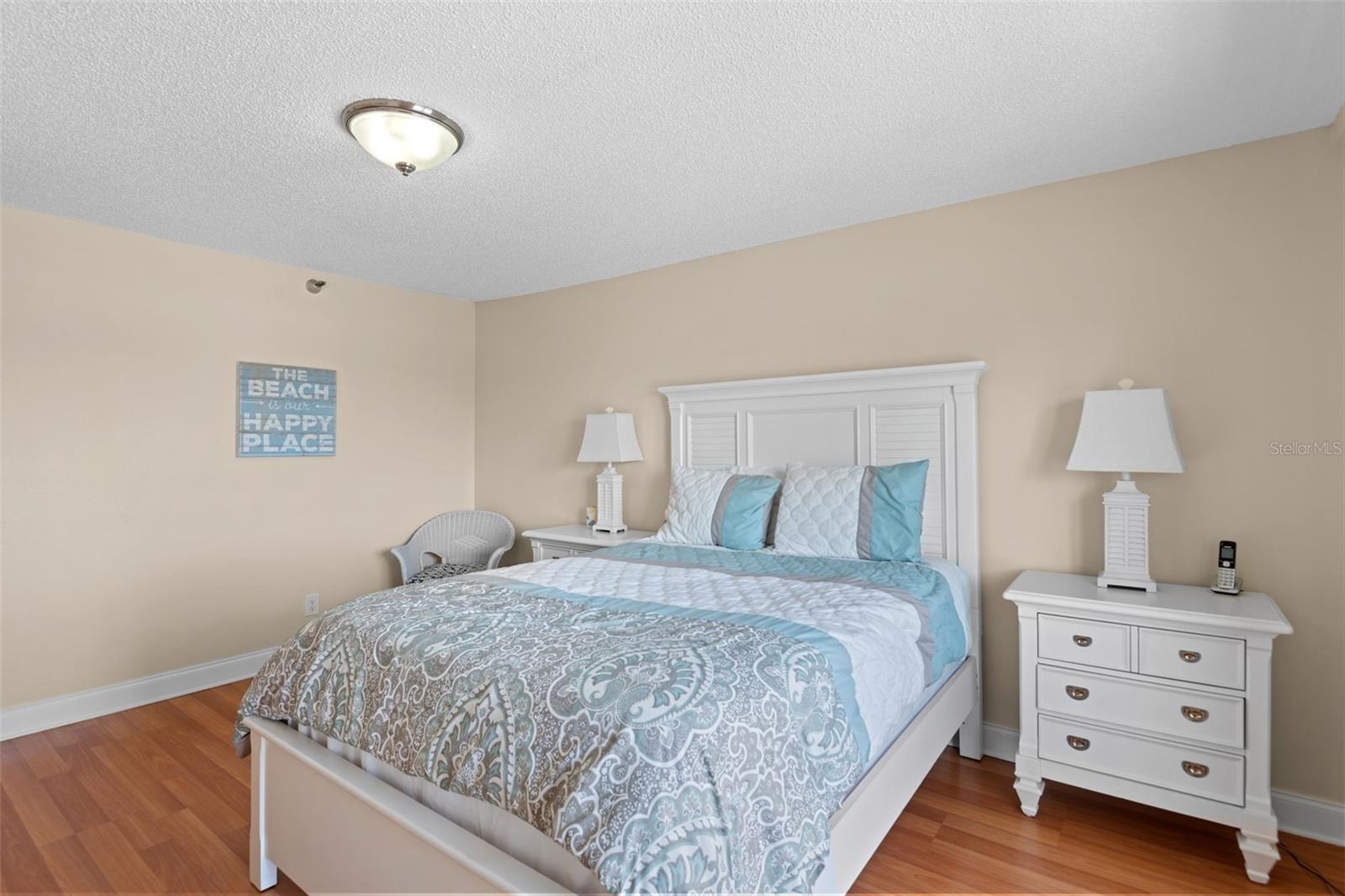 Image 20 of 32 For 13440 Gulf Boulevard 202