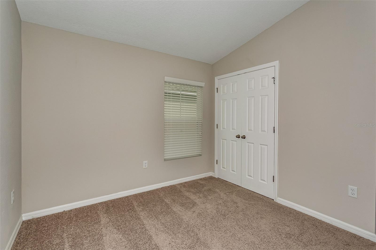 Image 20 of 21 For 1050 Foreshore Lane