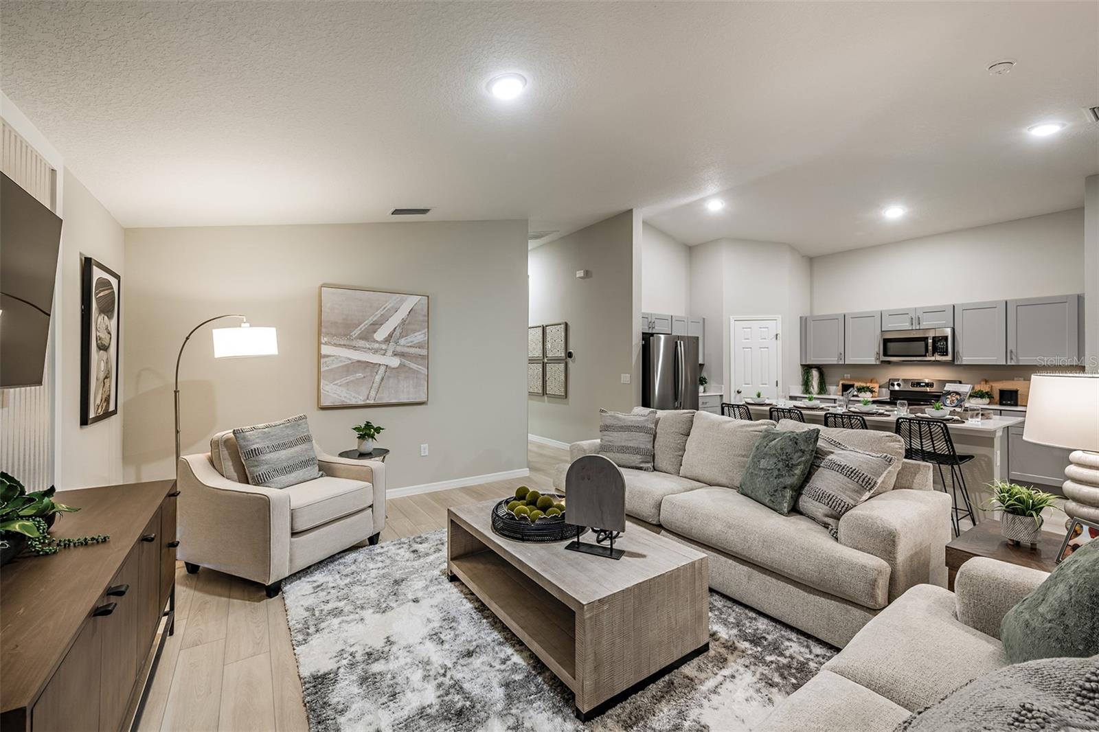 Image 5 of 21 For 1050 Foreshore Lane