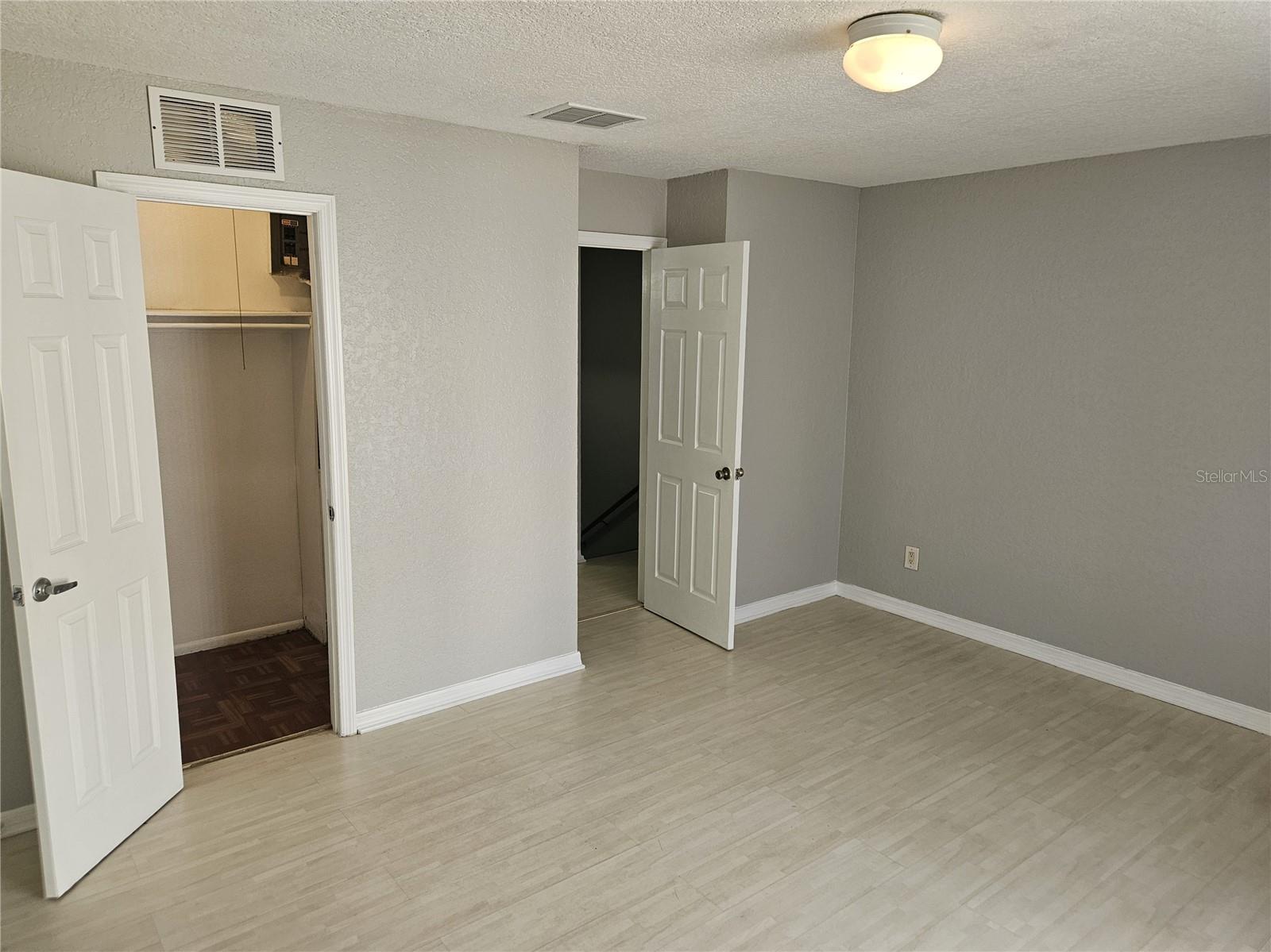 Image 14 of 24 For 7549 Abonado Road