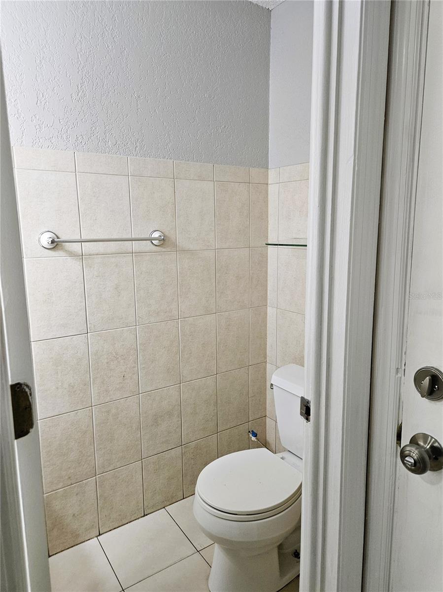 Image 4 of 24 For 7549 Abonado Road