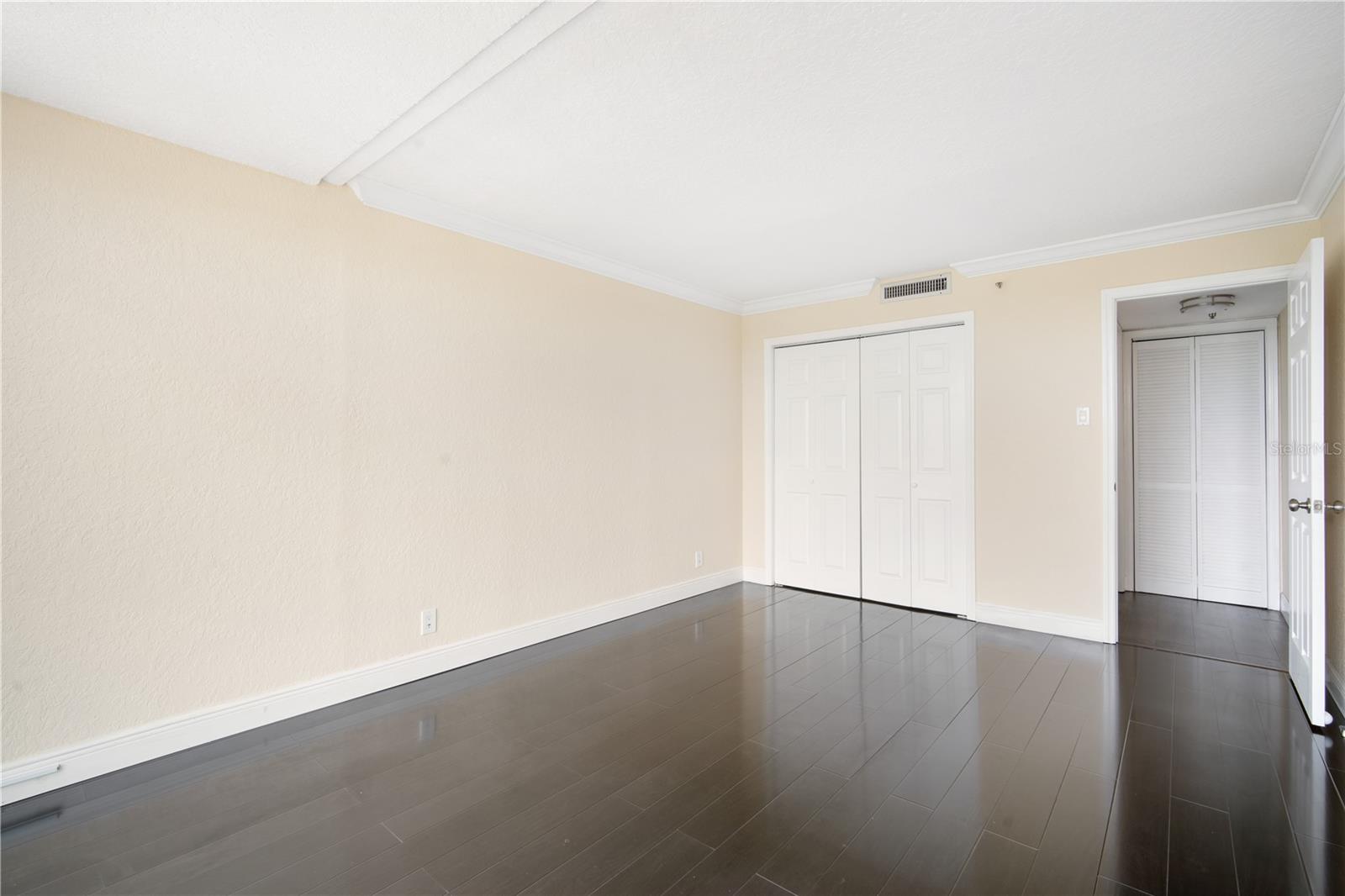Image 13 of 26 For 3211 Swann Avenue 605