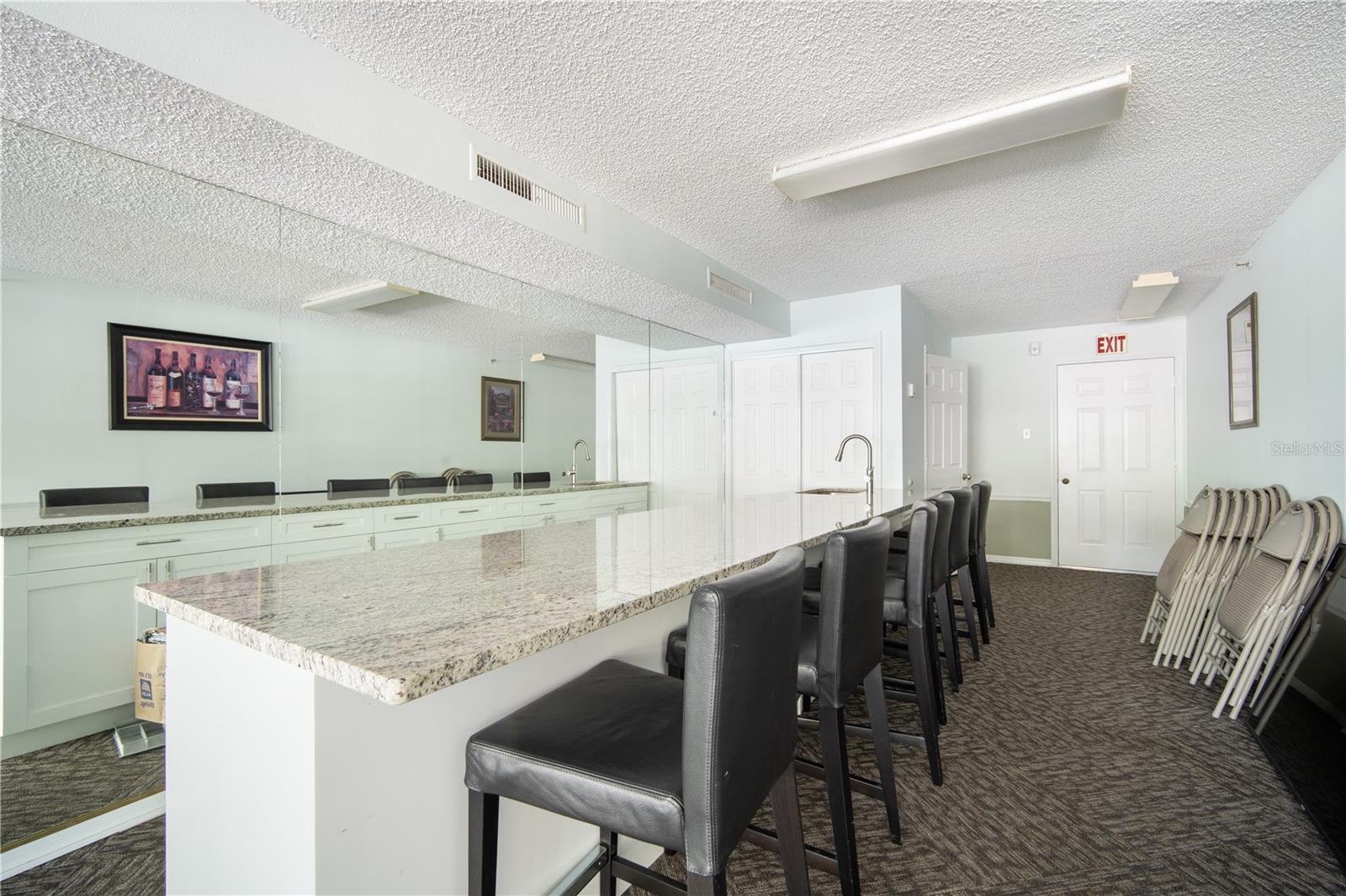 Image 20 of 26 For 3211 Swann Avenue 605