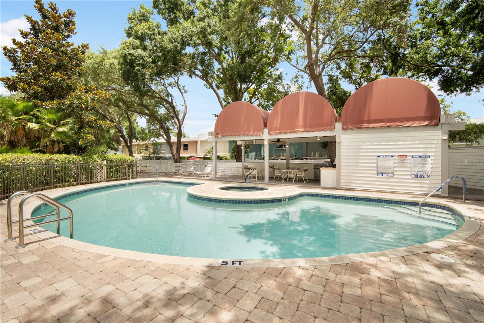 Image 21 of 26 For 3211 Swann Avenue 605