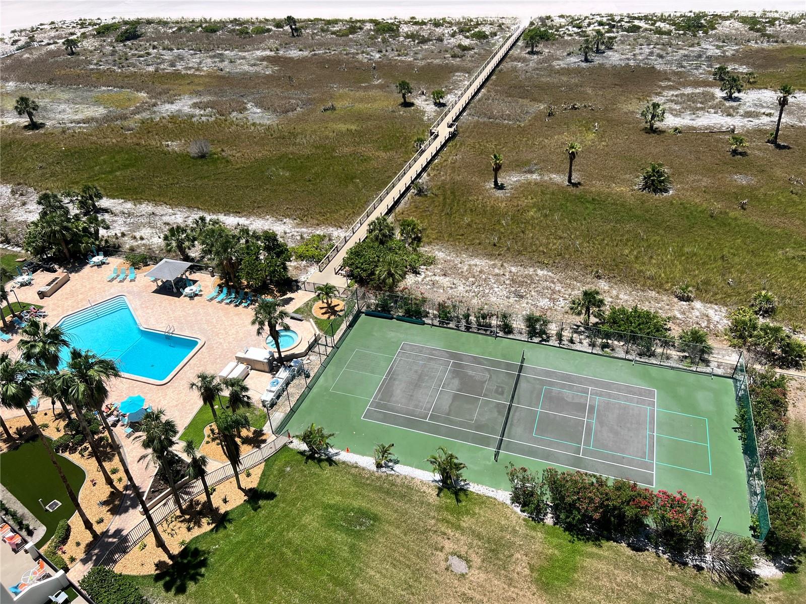 Image 20 of 25 For 1230 Gulf Boulevard 1608
