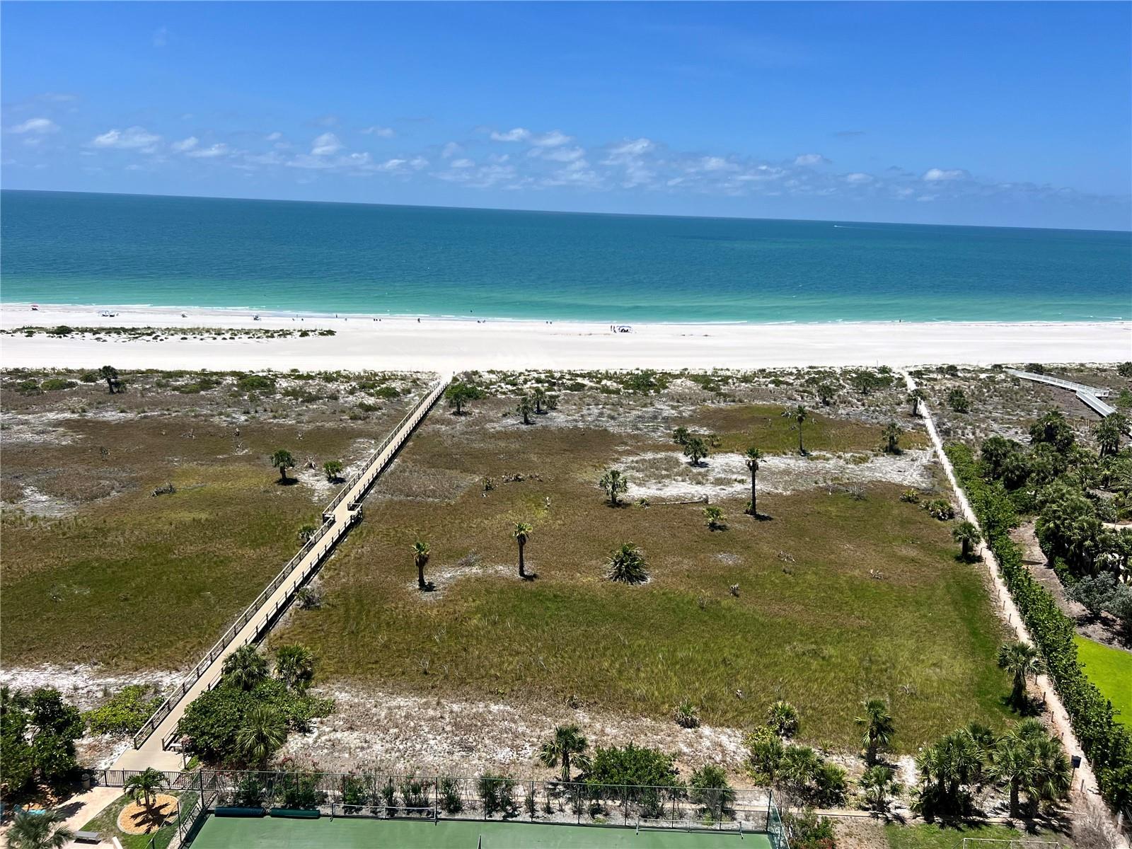 Image 3 of 25 For 1230 Gulf Boulevard 1608