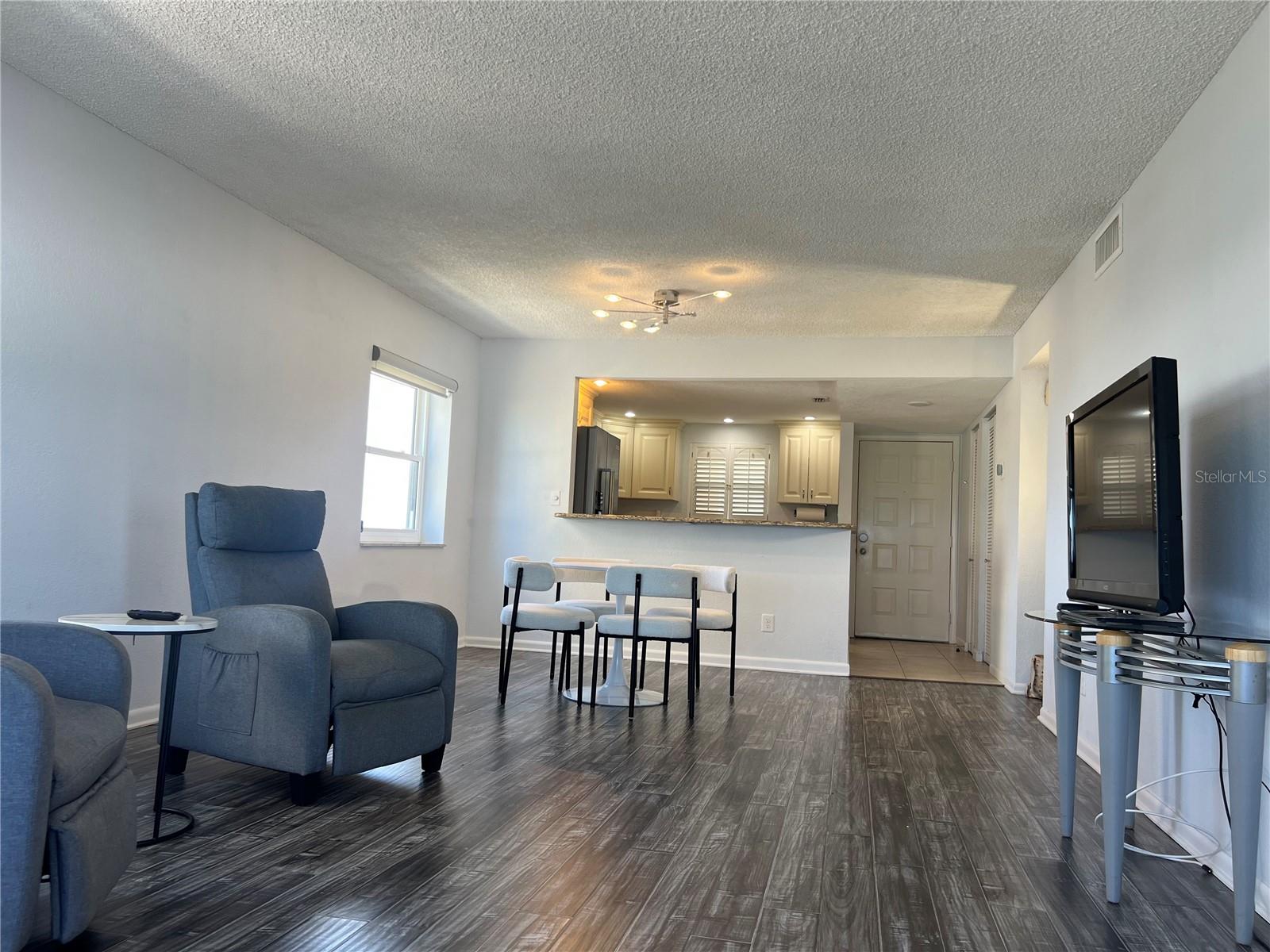 Image 7 of 25 For 1230 Gulf Boulevard 1608