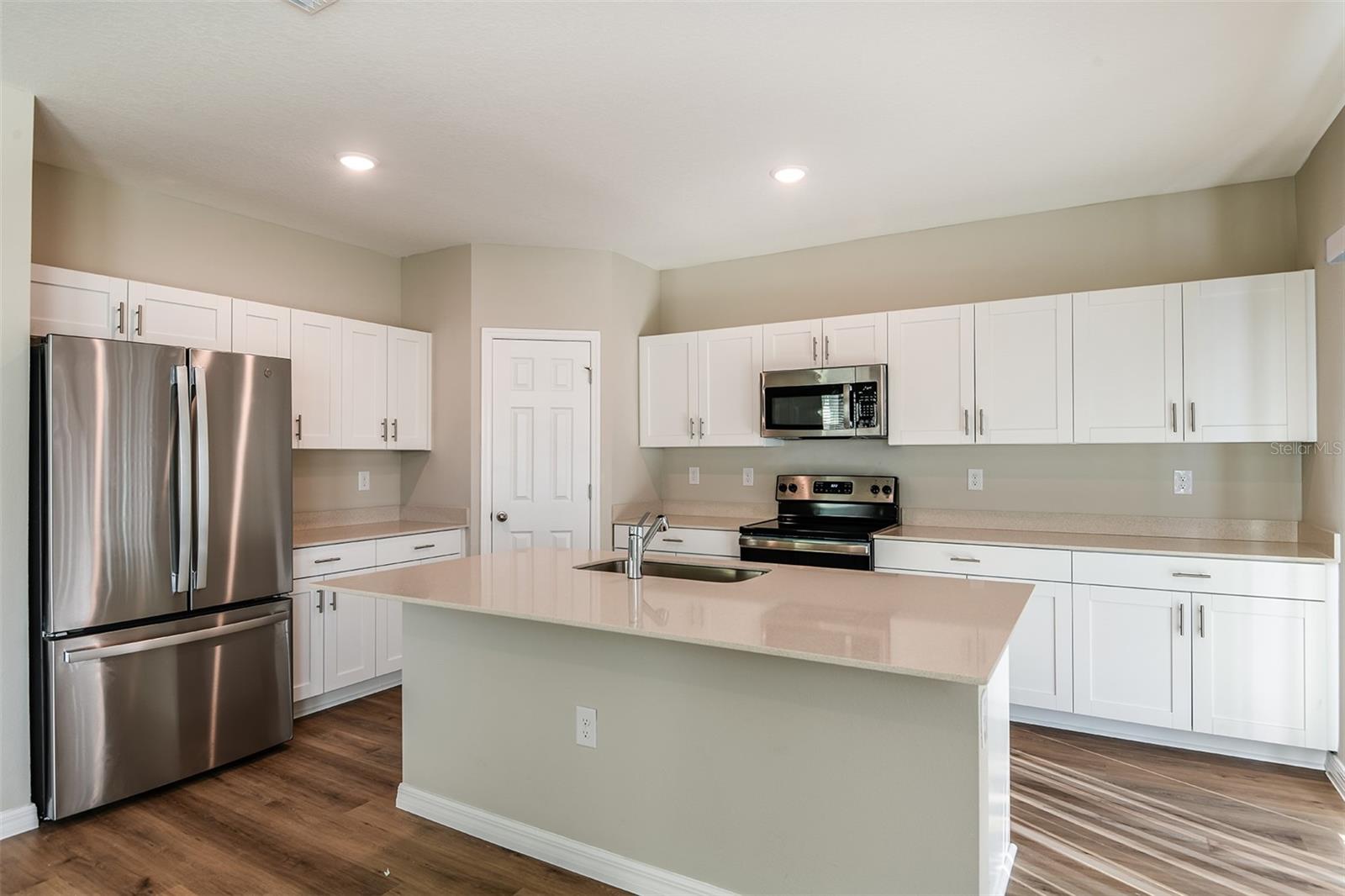 Image 2 of 24 For 4035 Gardenia Avenue