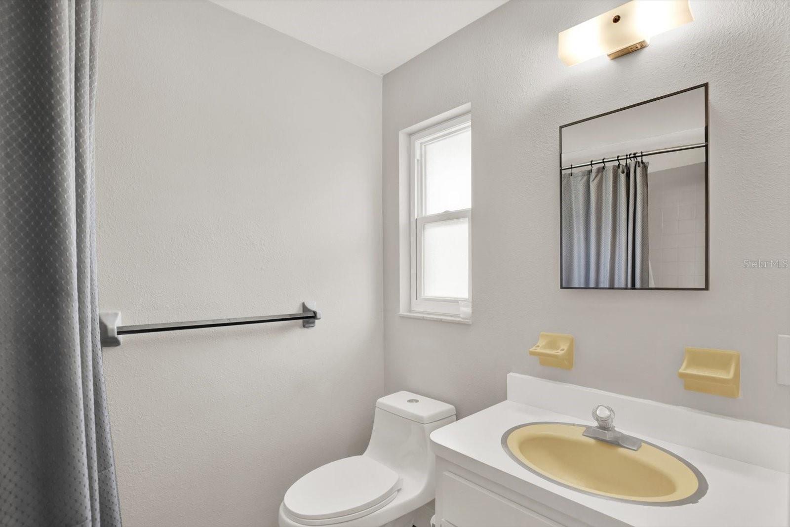 Image 13 of 32 For 7092 119th Street