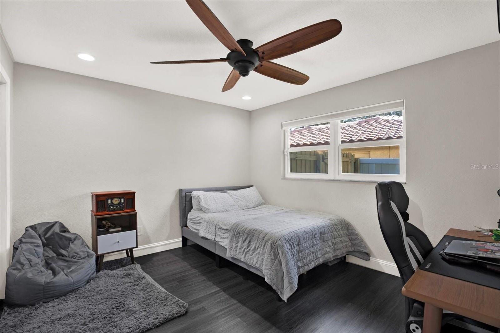 Image 19 of 32 For 7092 119th Street