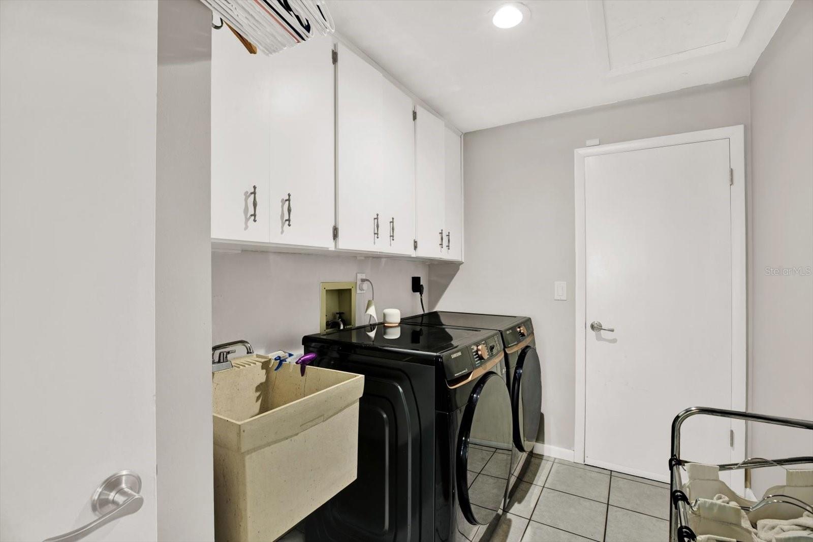 Image 23 of 32 For 7092 119th Street