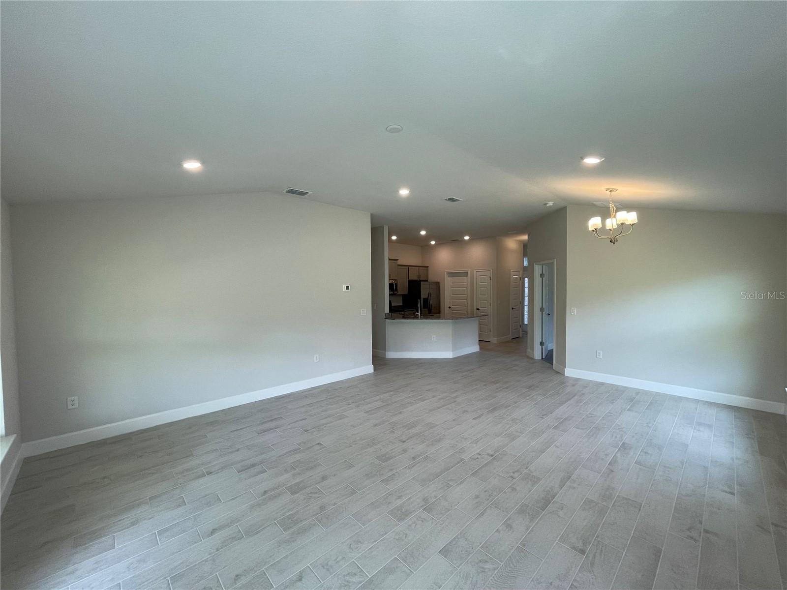 Listing photo id 5 for 13187 Ogden Glade Road