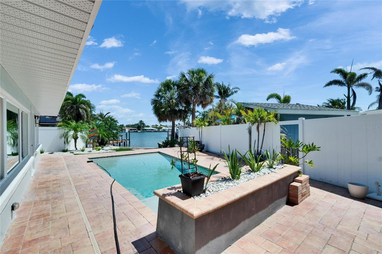 Image 70 of 75 For 1492 Sea Gull Drive S