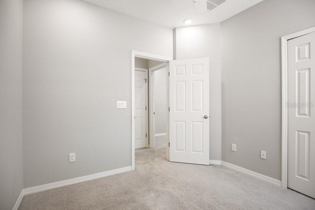 Image 21 of 43 For 5751 Skytop Drive