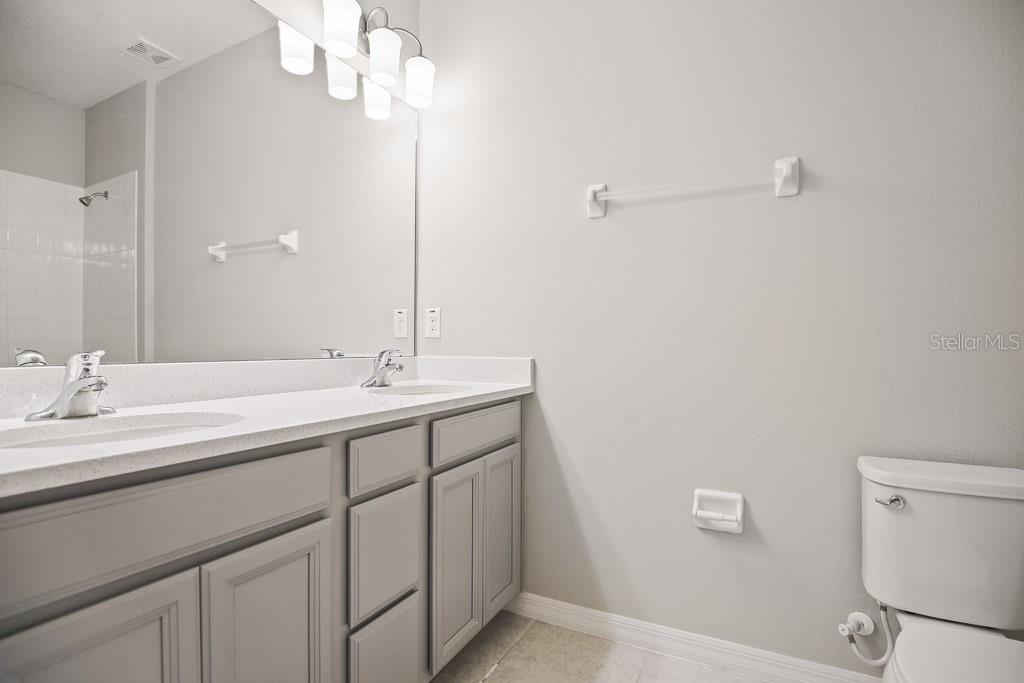Image 22 of 43 For 5751 Skytop Drive