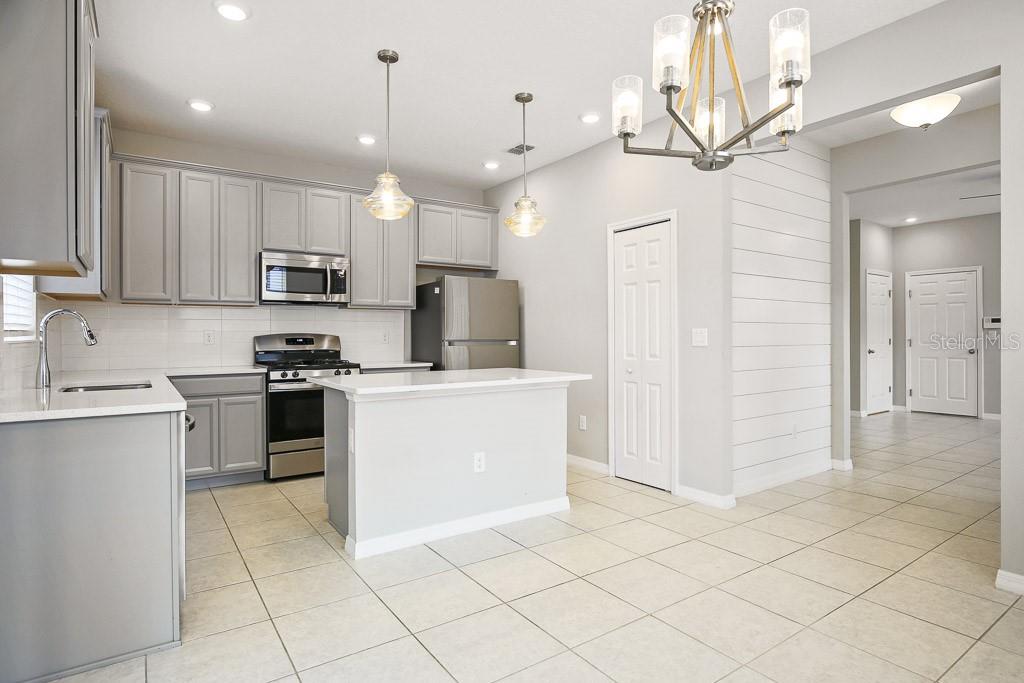 Image 7 of 43 For 5751 Skytop Drive