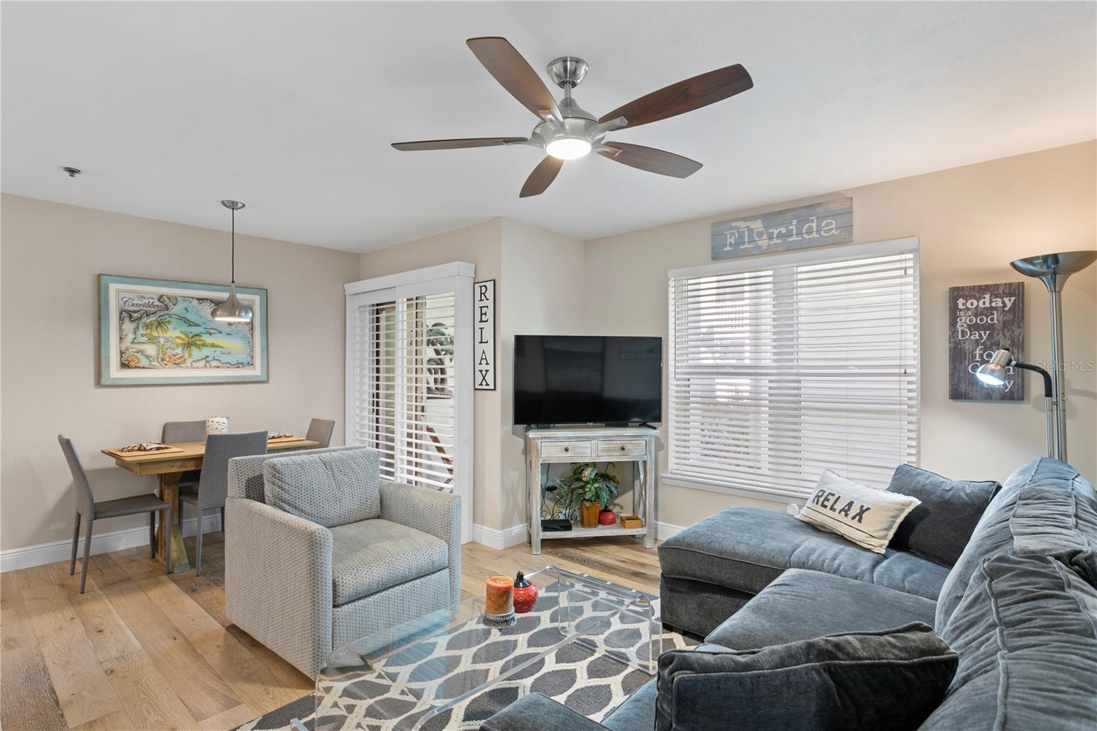 Image 4 of 34 For 607 Albany Avenue 1