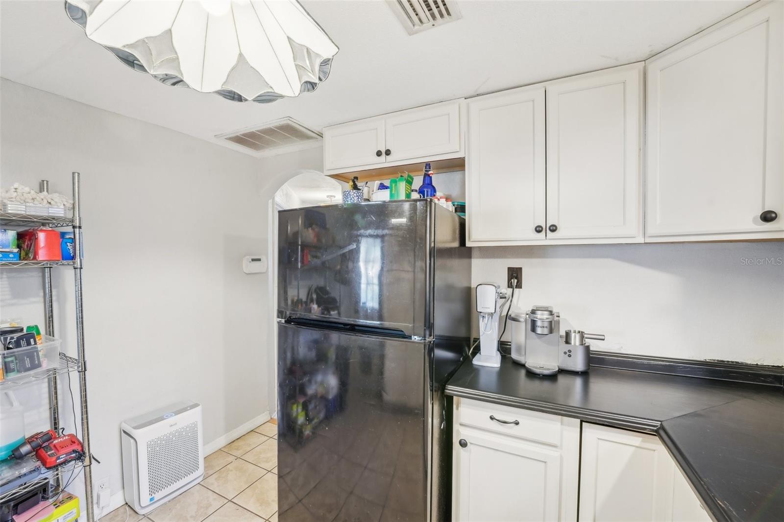 Listing photo id 5 for 4801 71st Street N