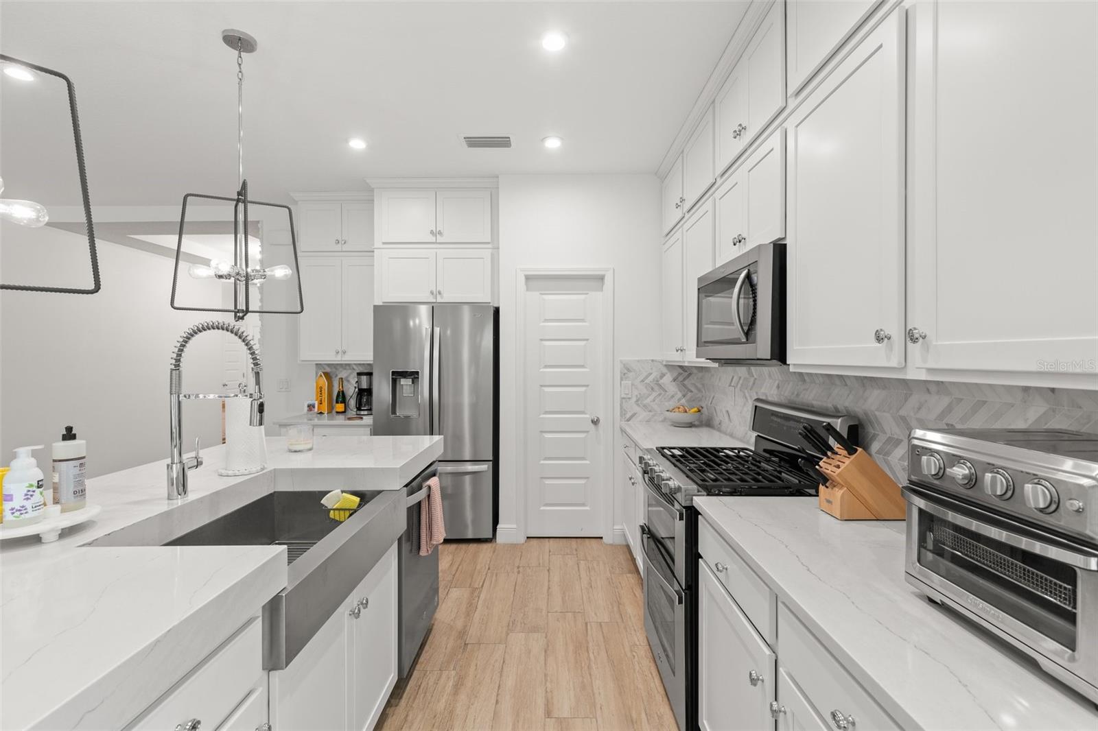Image 7 of 23 For 5412 Silver Sun Drive