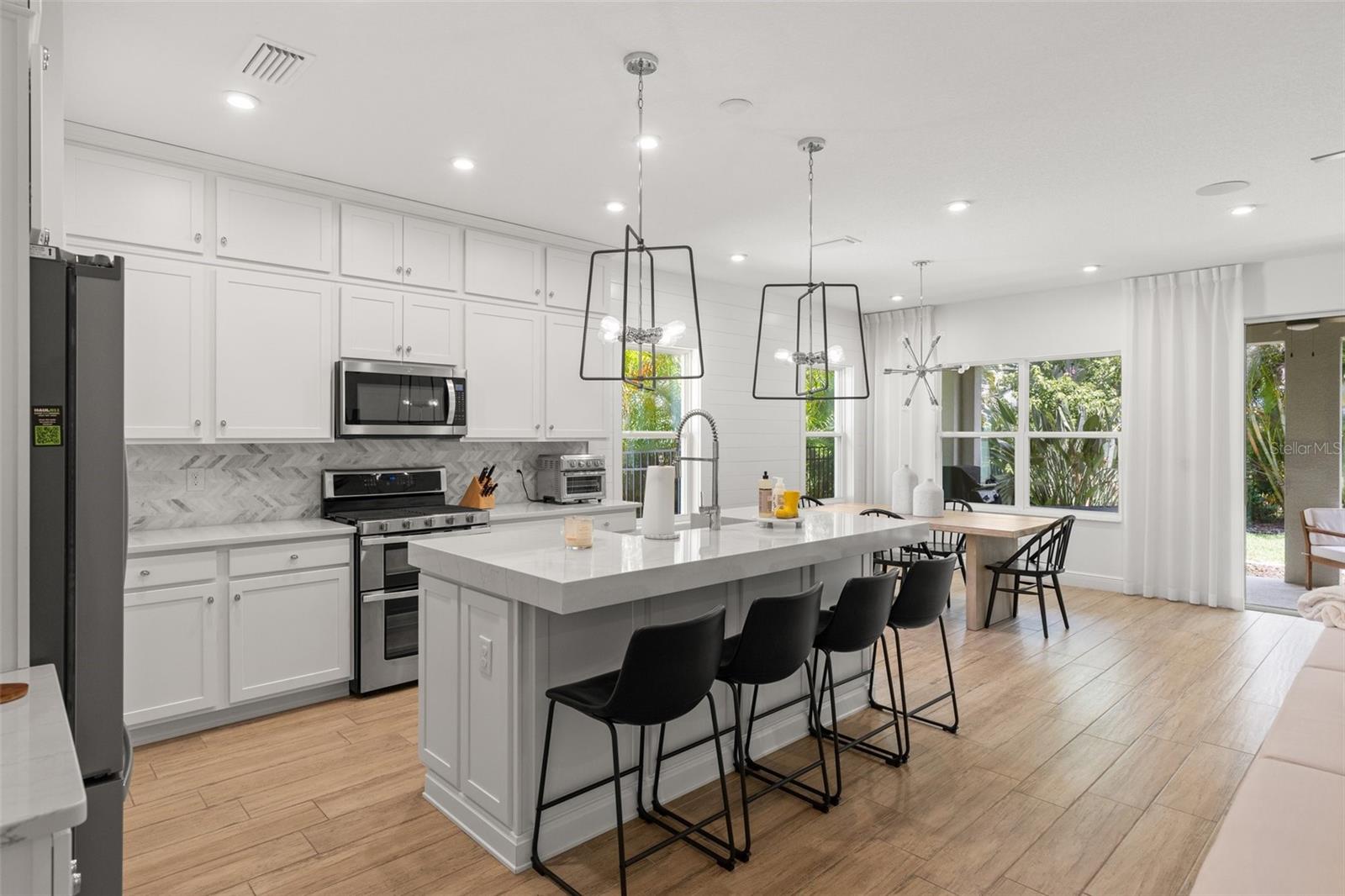 Image 9 of 23 For 5412 Silver Sun Drive