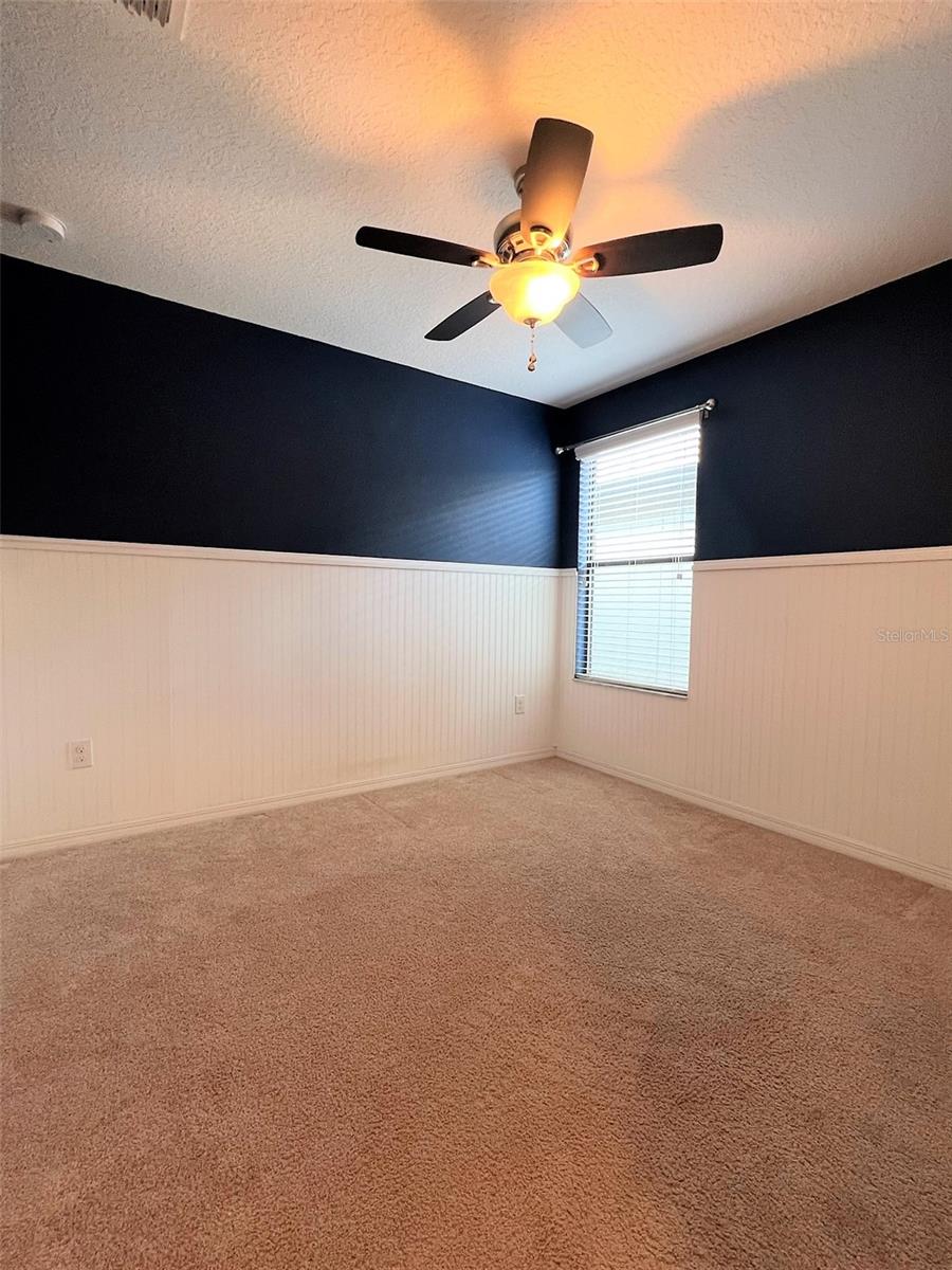 Listing photo id 16 for 1221 Ballard Green Place