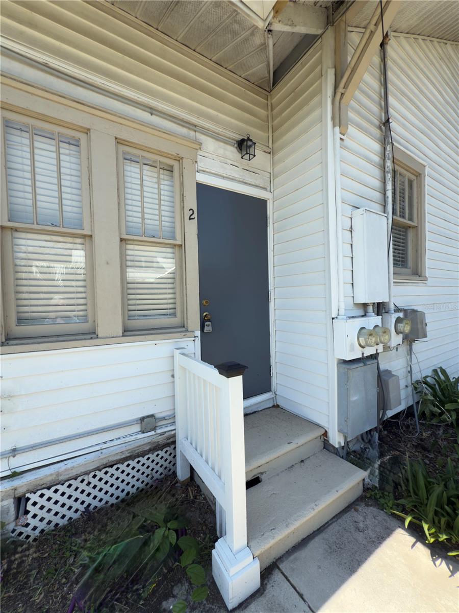 Image 8 of 30 For 712 Missouri Avenue