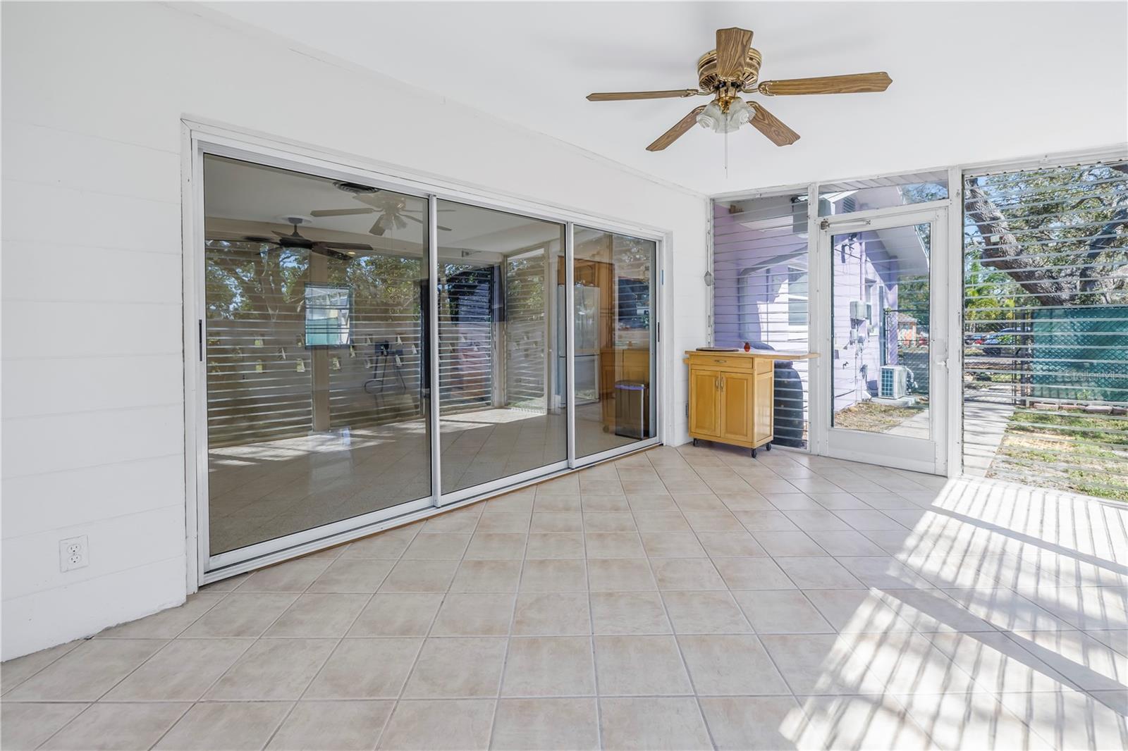 Image 23 of 52 For 5010 109th Way N