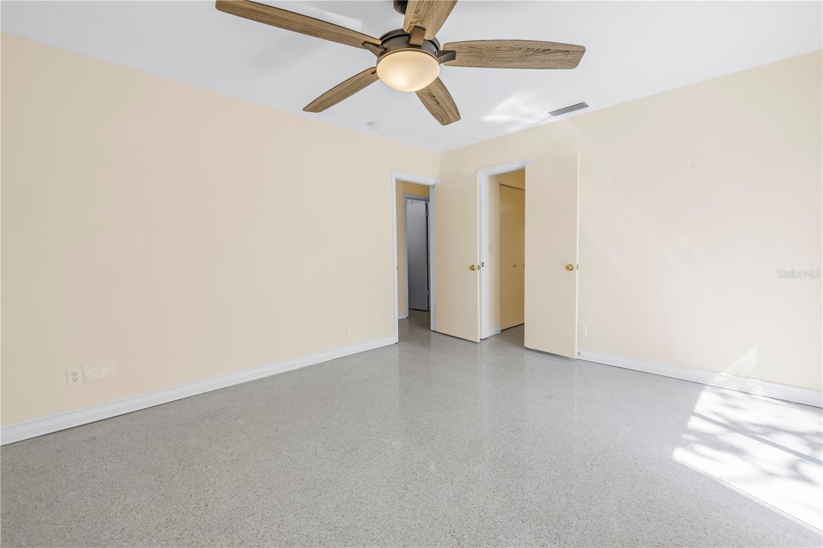 Image 36 of 52 For 5010 109th Way N