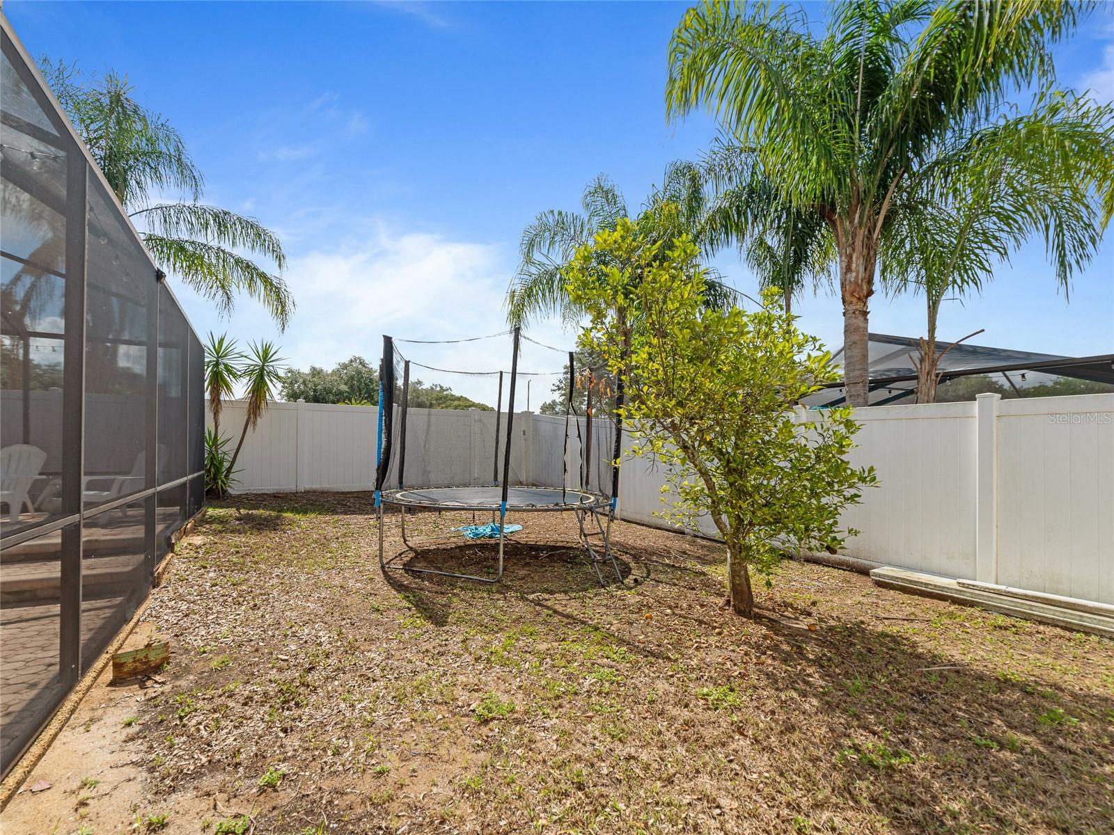 Image 38 of 44 For 2619 Green Valley Street