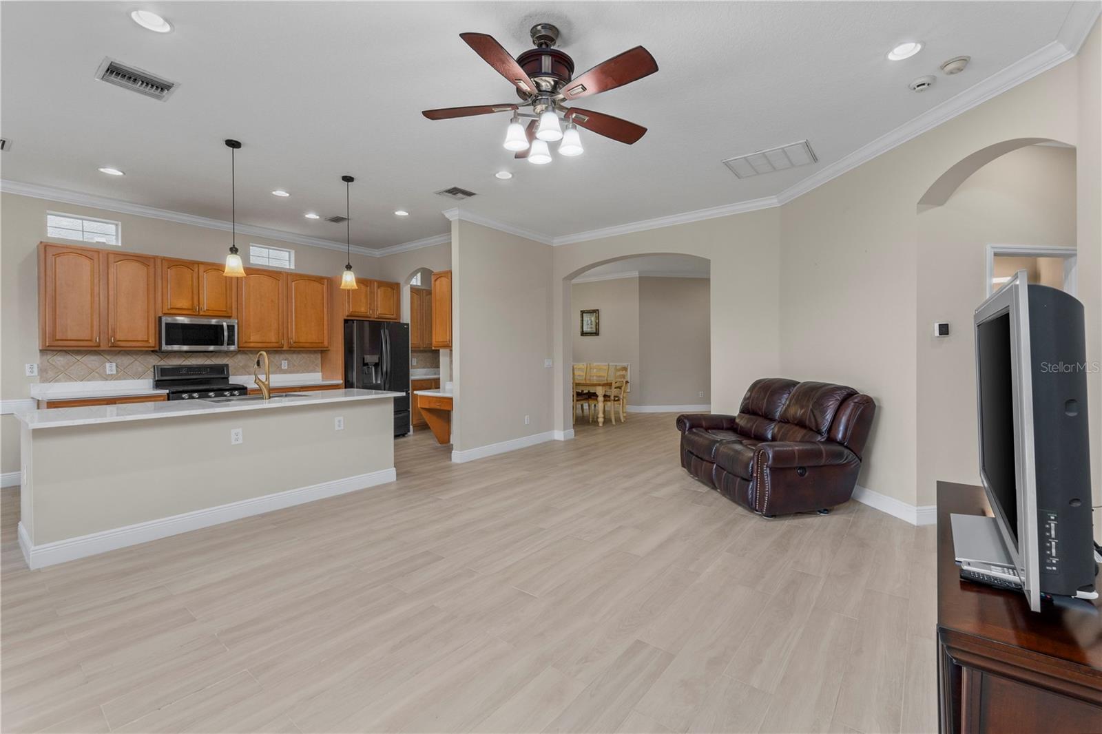 Image 12 of 67 For 14610 Mondavi Court