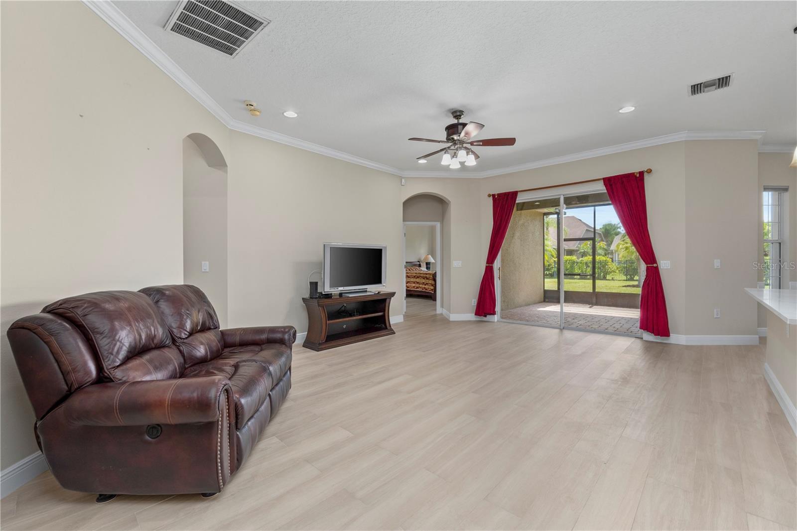 Image 17 of 67 For 14610 Mondavi Court