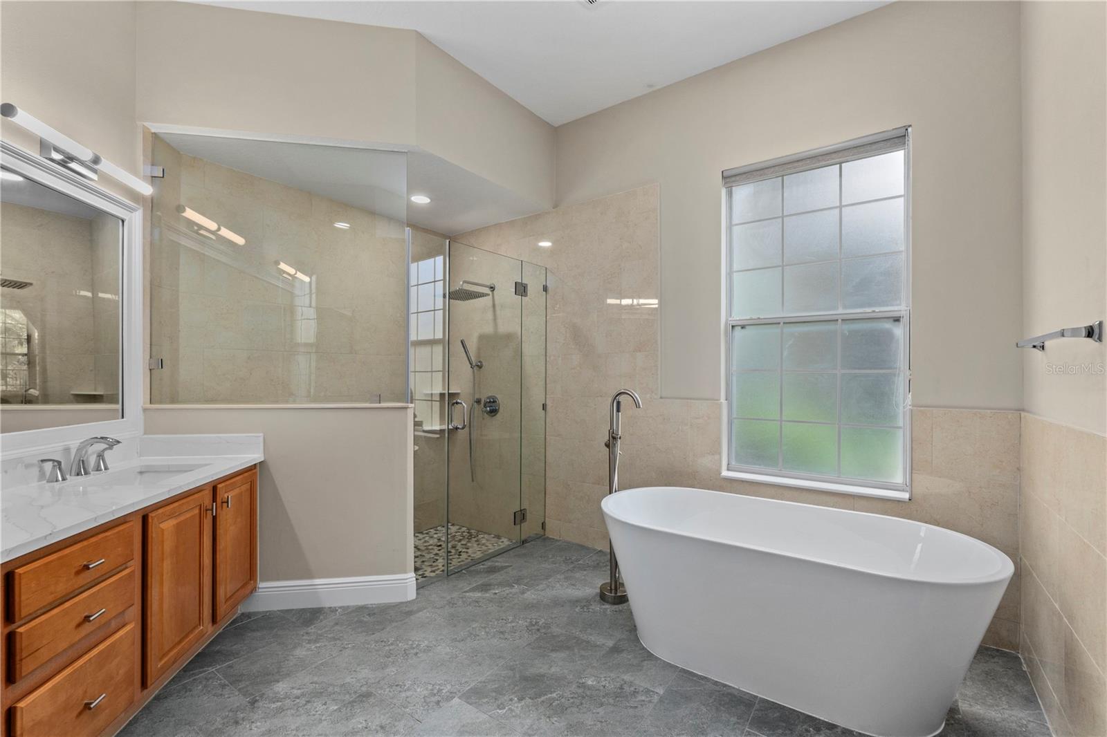 Image 22 of 67 For 14610 Mondavi Court
