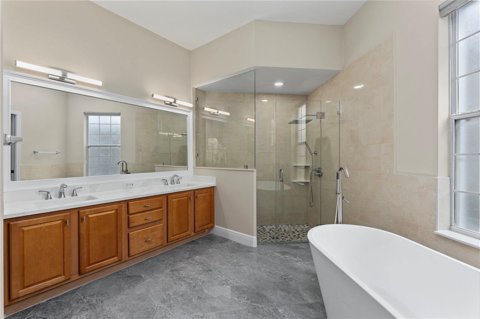Image 23 of 67 For 14610 Mondavi Court