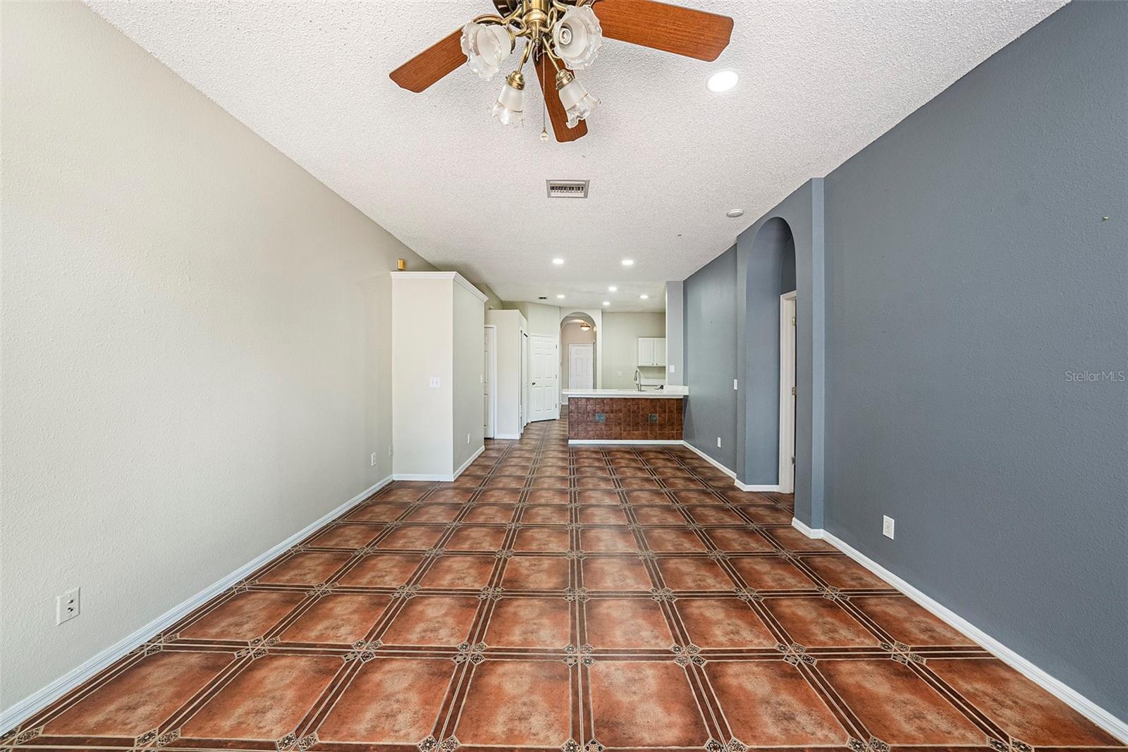 Image 11 of 34 For 12510 Sparkleberry Road