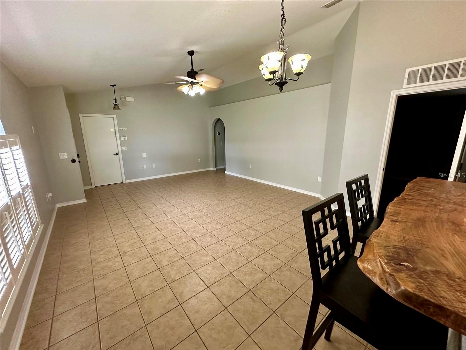 Image 3 of 13 For 13421 Waterford Castle Drive